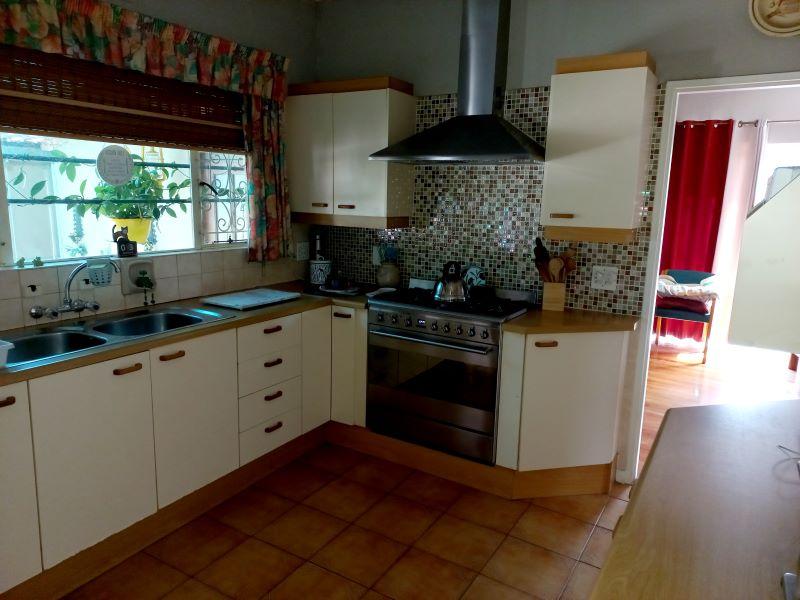 5 Bedroom Property for Sale in Parow Valley Western Cape